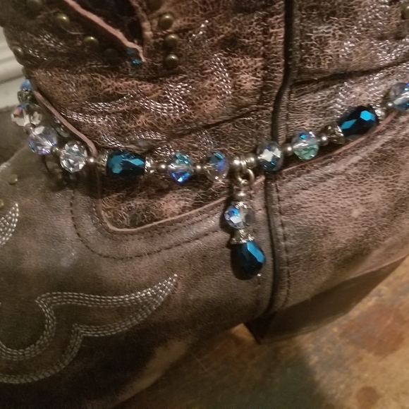 Laredo Women's Boots - Picture 2 of 6